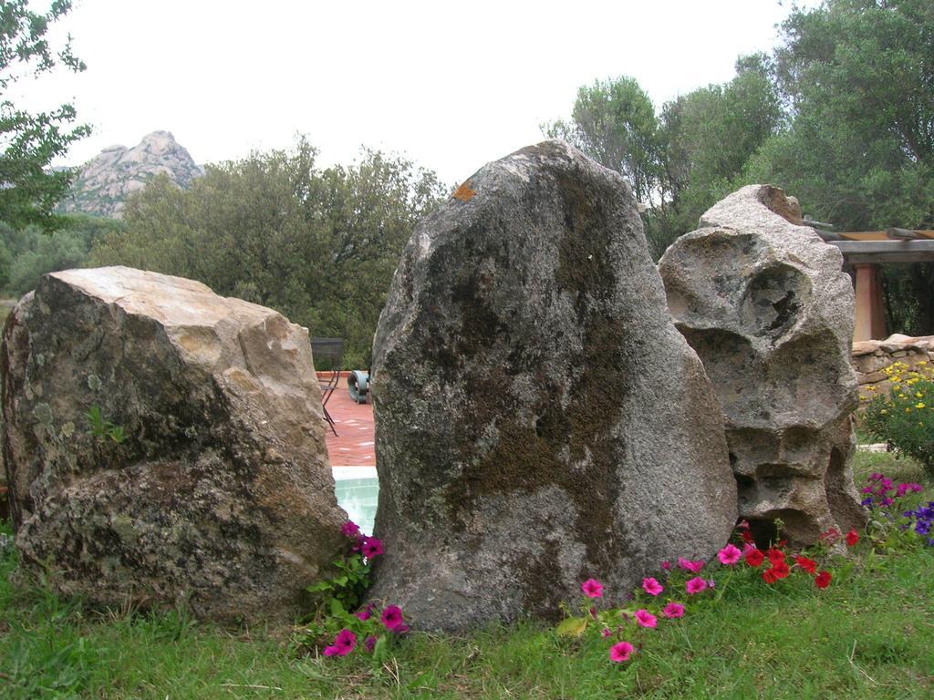 B&B La MeSenda Arzachena Bagian luar foto