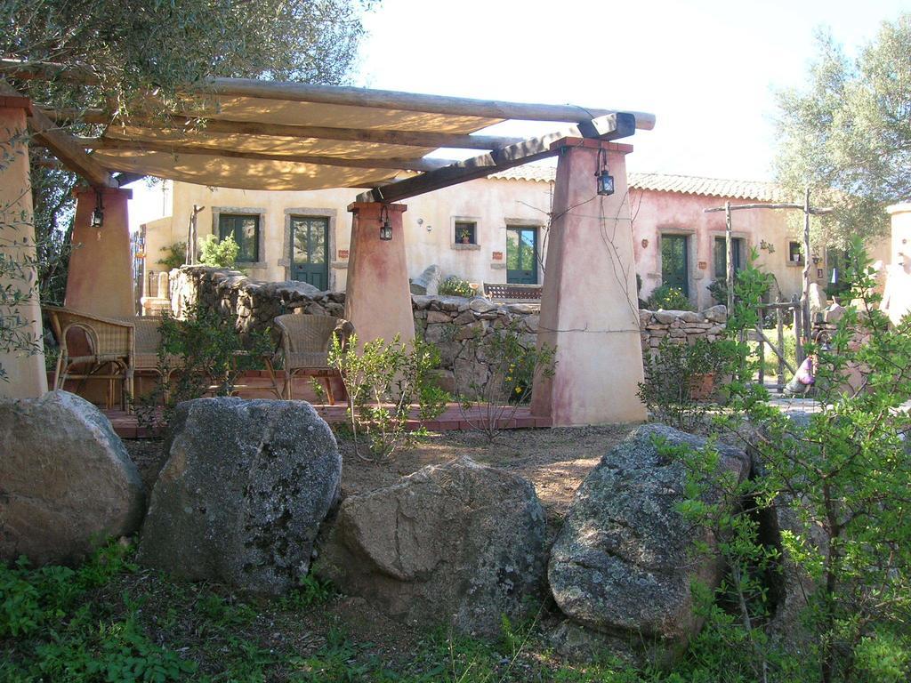 B&B La MeSenda Arzachena Bagian luar foto