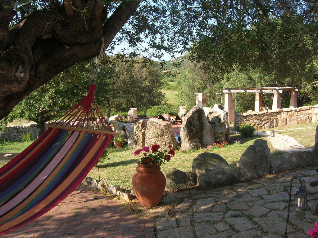 B&B La MeSenda Arzachena Ruang foto