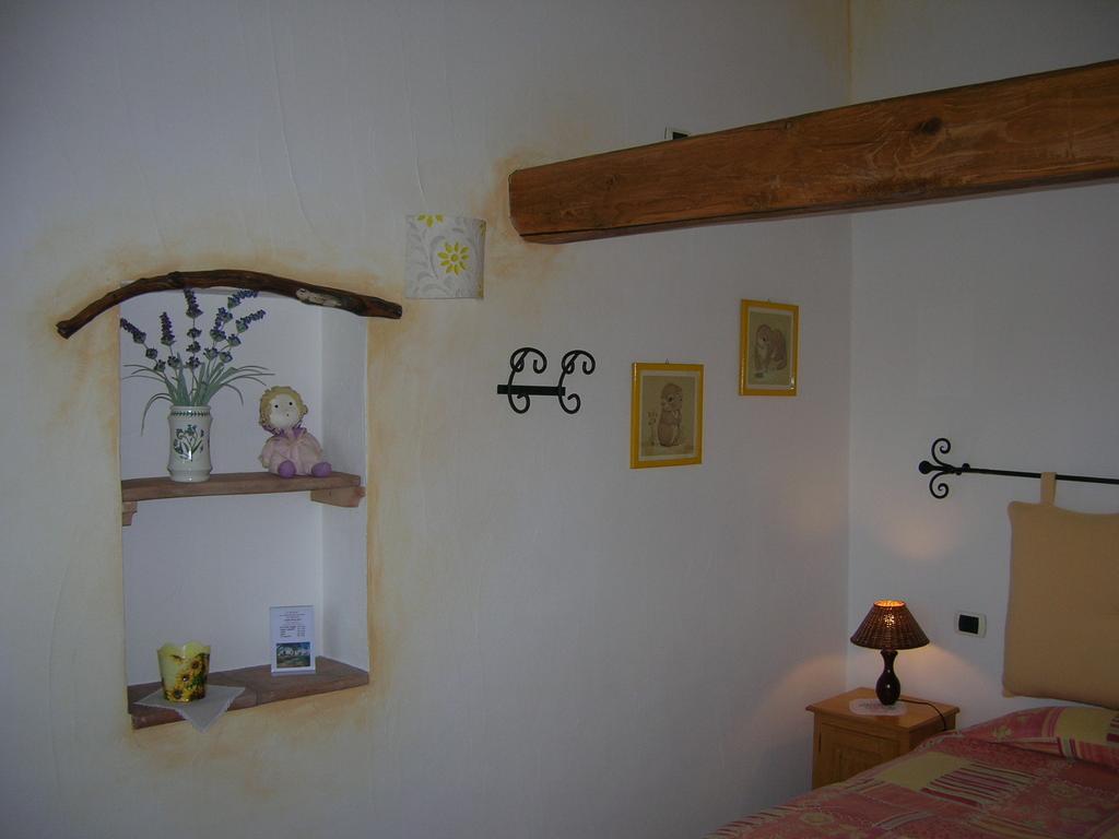 B&B La MeSenda Arzachena Ruang foto